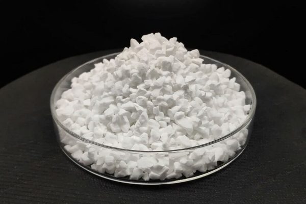White tabular alumina
